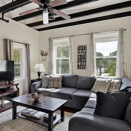 City Market Loft - 4 Bedroom